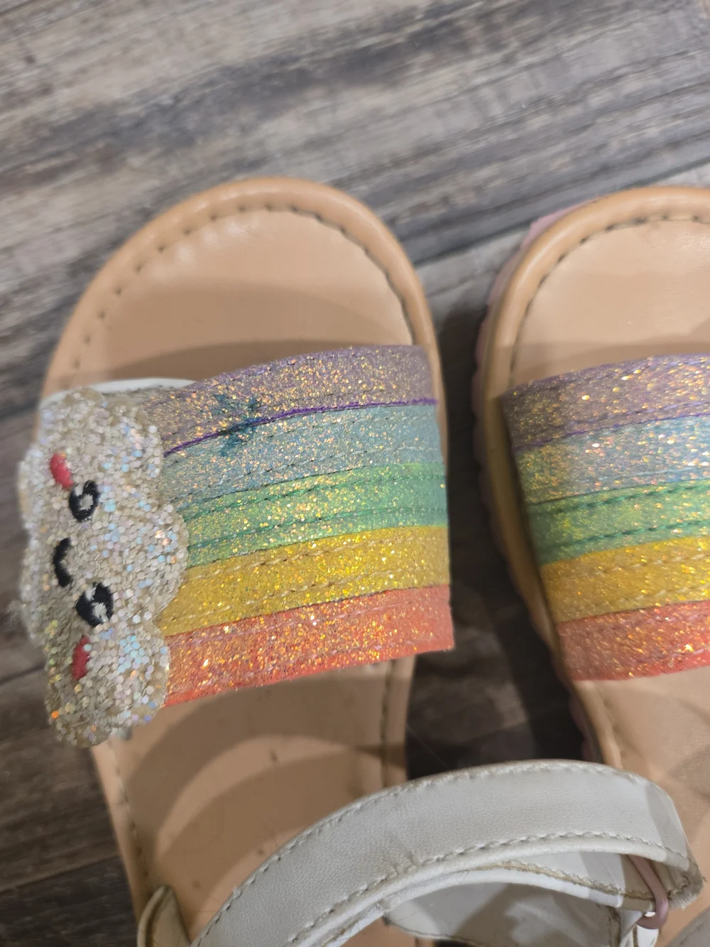 Wonder Nation Kids Size 12 White Sandals with Rainbow Glitter Strap